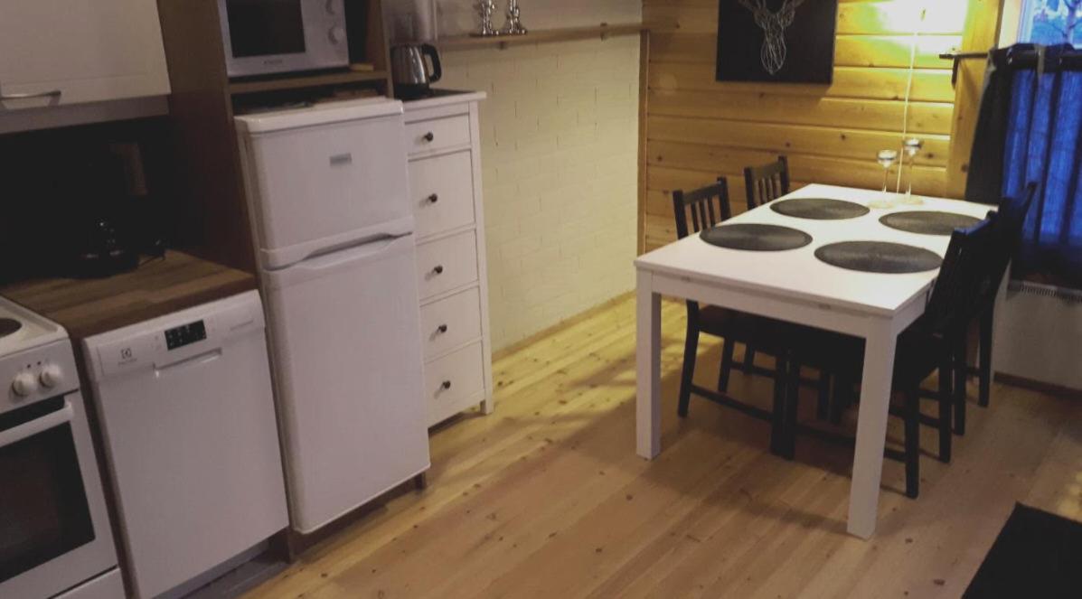 Cosy Holiday Cabin In The Heart Of Lapland Yllas Bagian luar foto